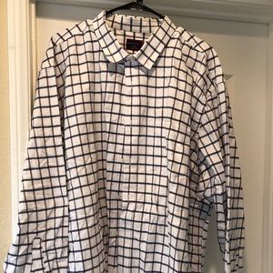 Untuckit Dress Shirt